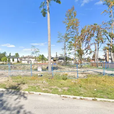 44 Parkland Crescent, South Of Baseline To Knoxdale, On K2h 7w5