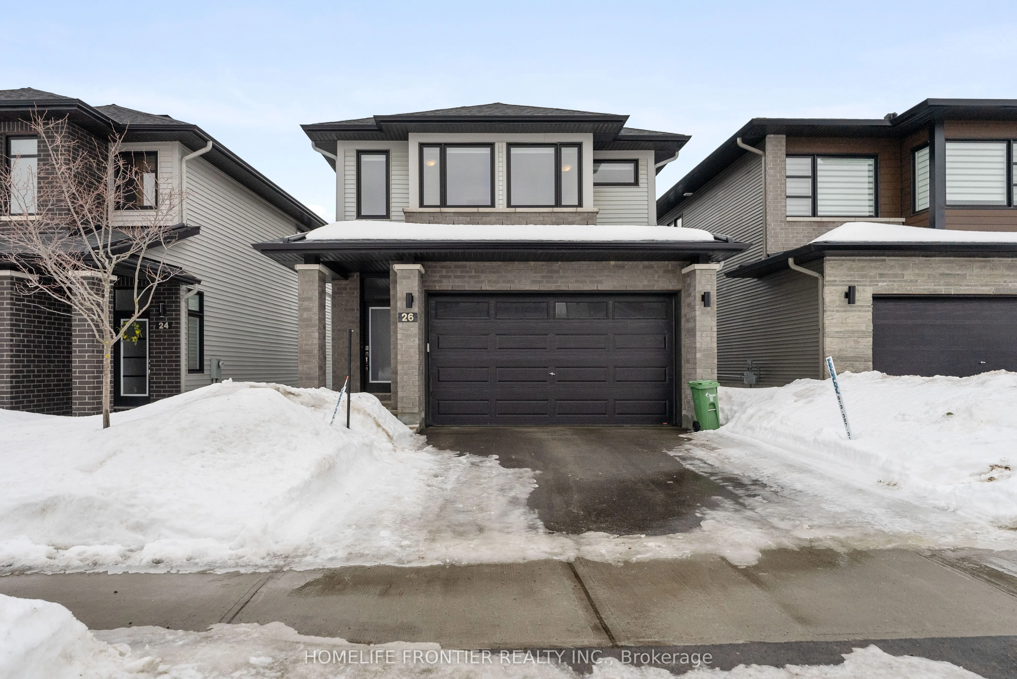 Detached in Blossom Park - Airport and Area