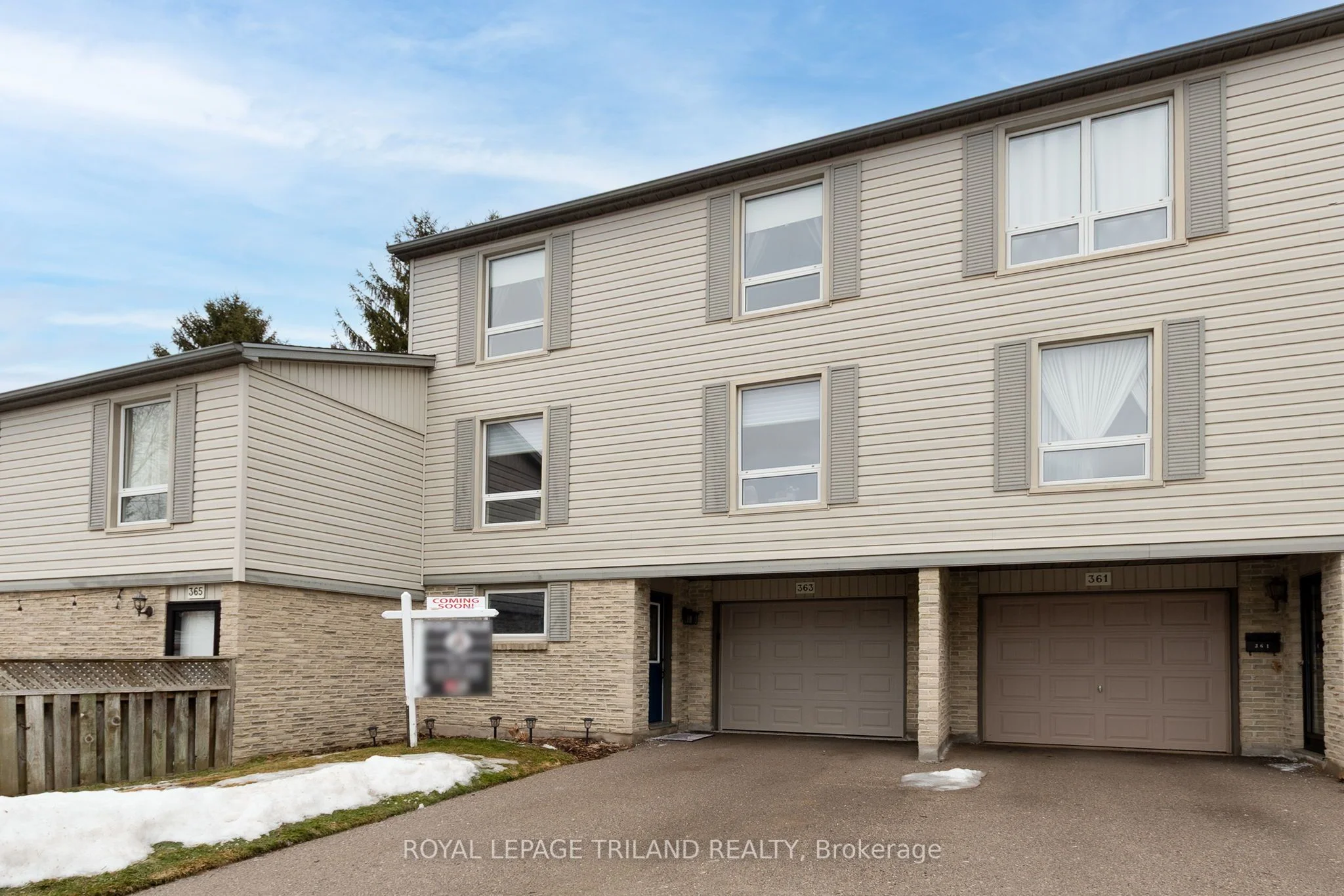 Condo Townhouse in London North