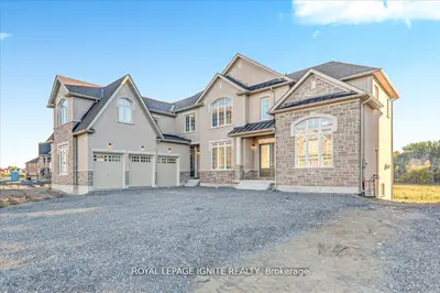 40 Golden Meadows Drive, Otonabee-south Monaghan, On L4n 7g5
