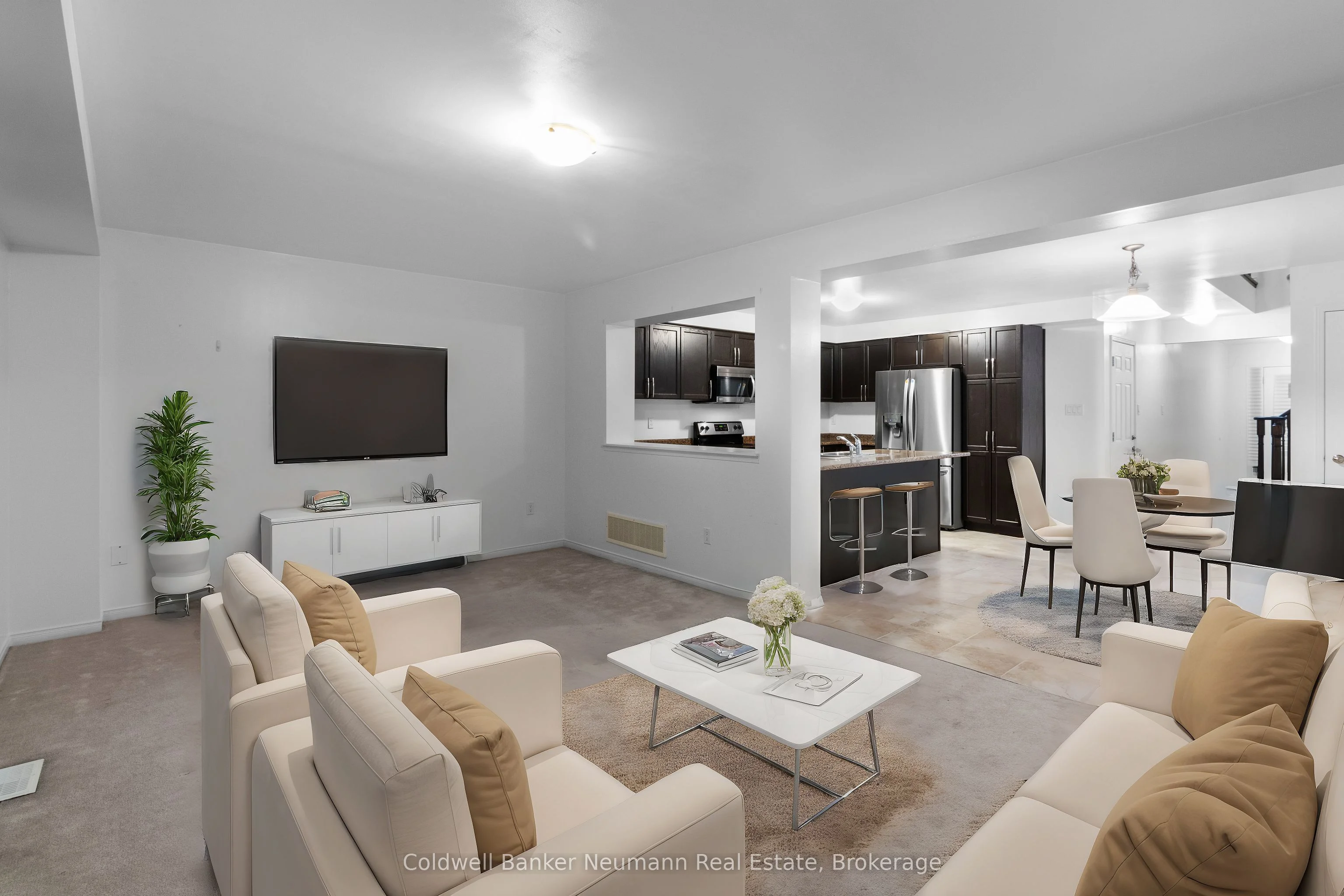 Condo Townhouse in Puslinch