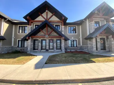 Condo Townhouse in Clarence-Rockland