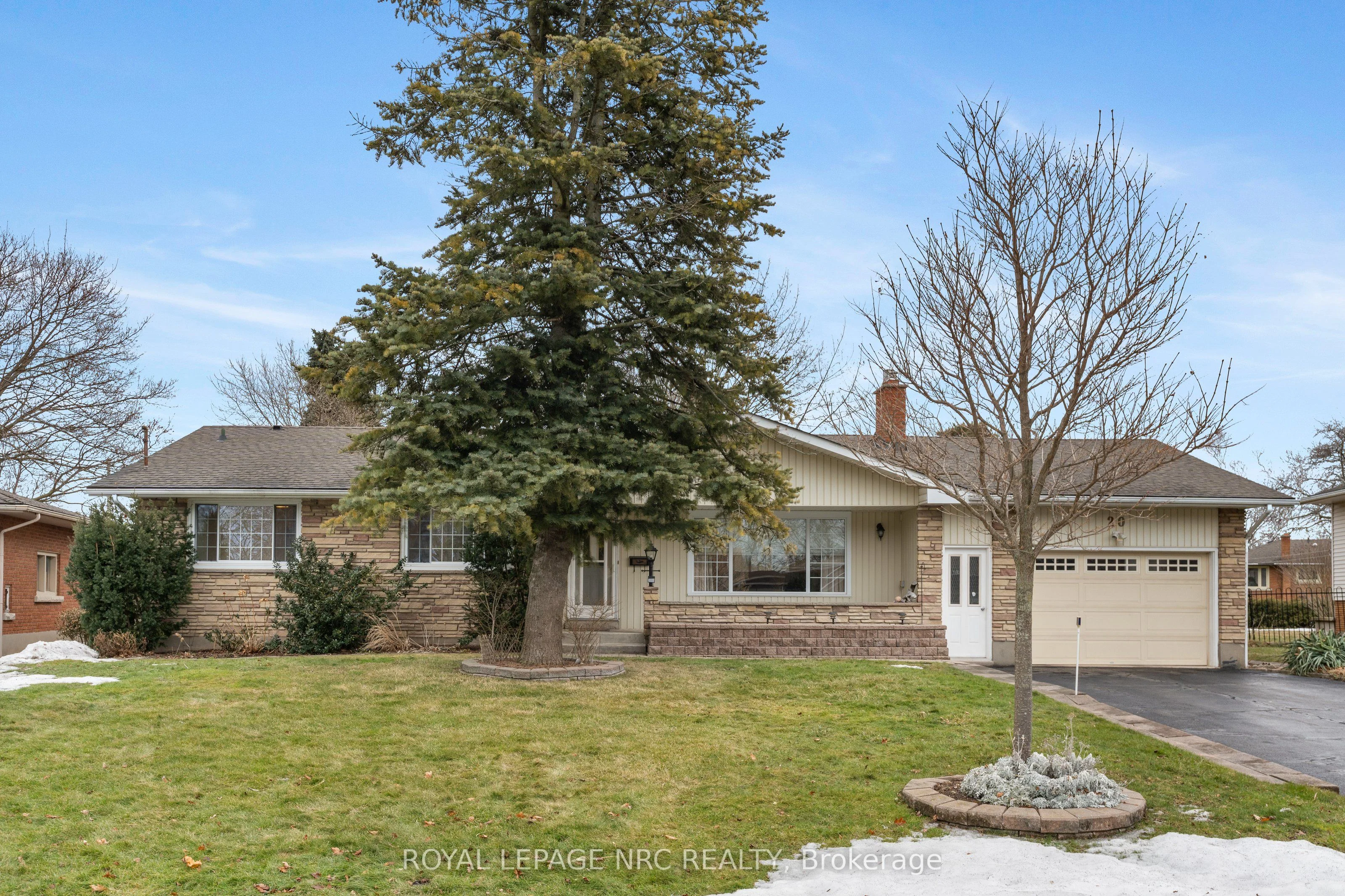 Detached in St. Catharines