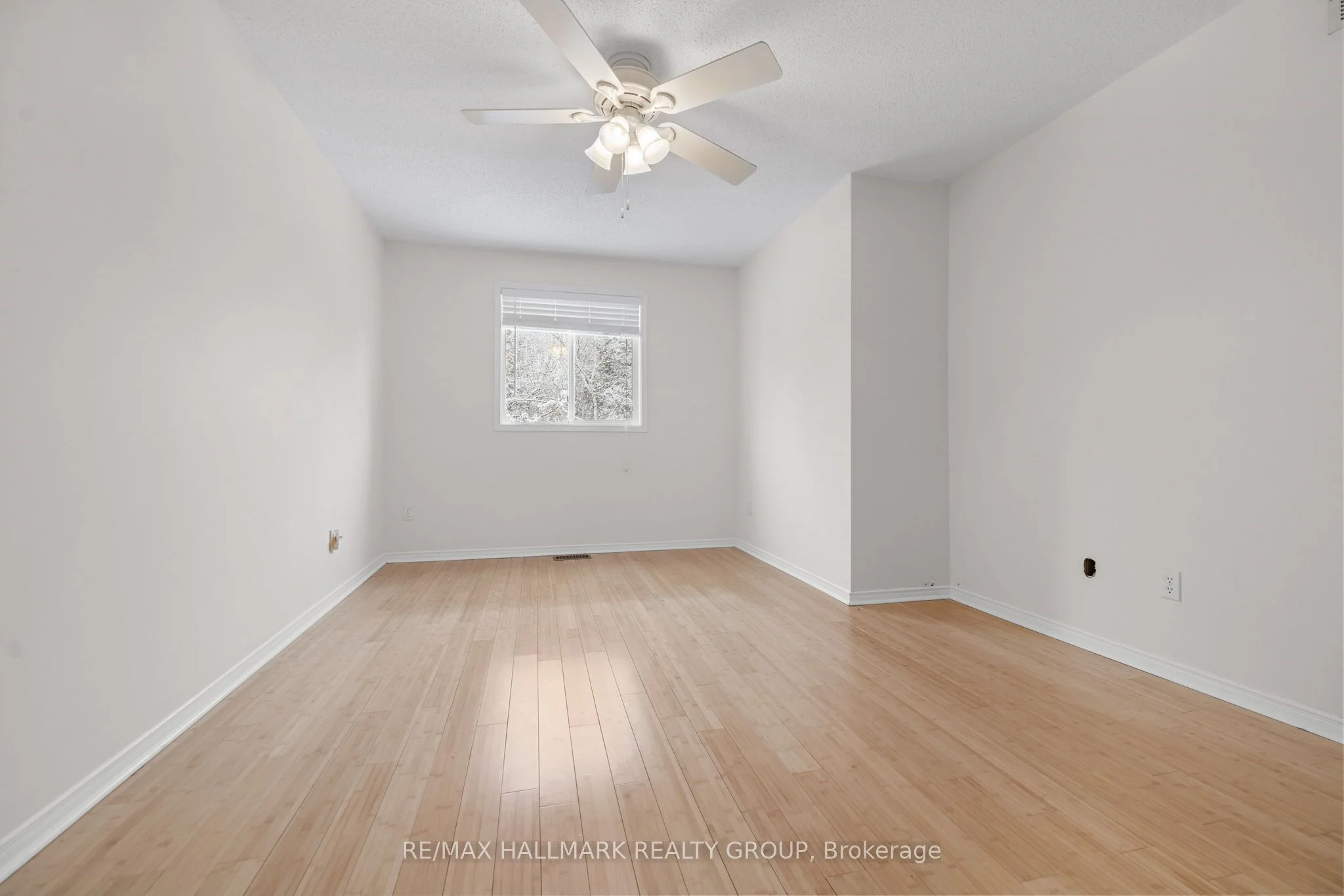39 Whalings Circle, Stittsville - Munster - Richmond, ON K2S 1S4