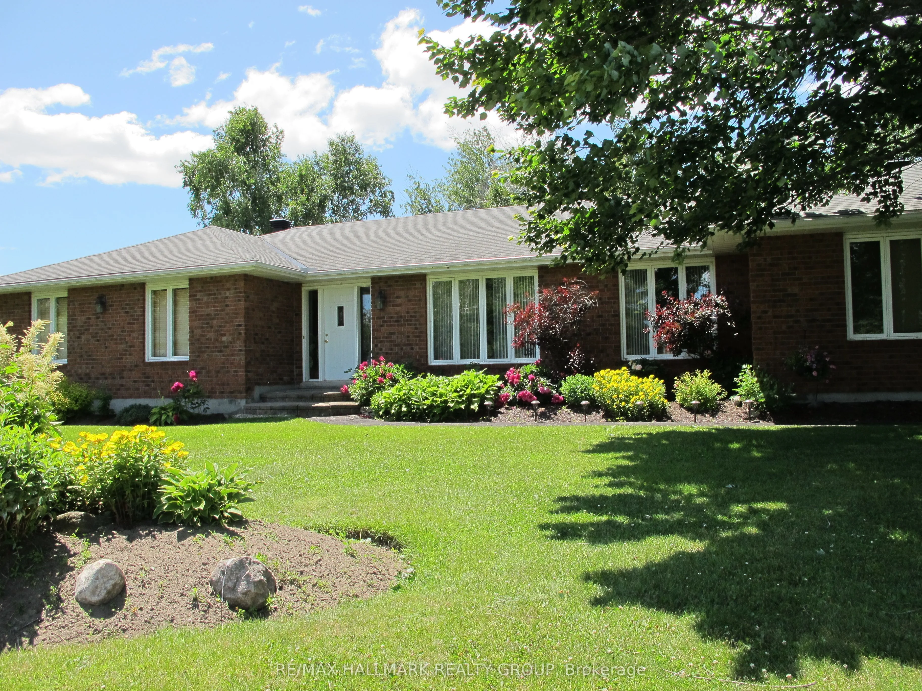 Detached in Orleans - Cumberland and Area