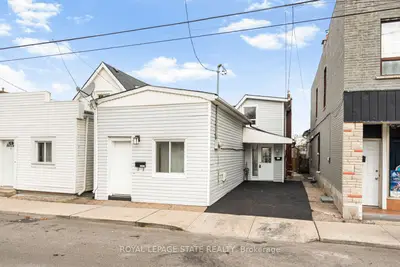 Detached in Hamilton