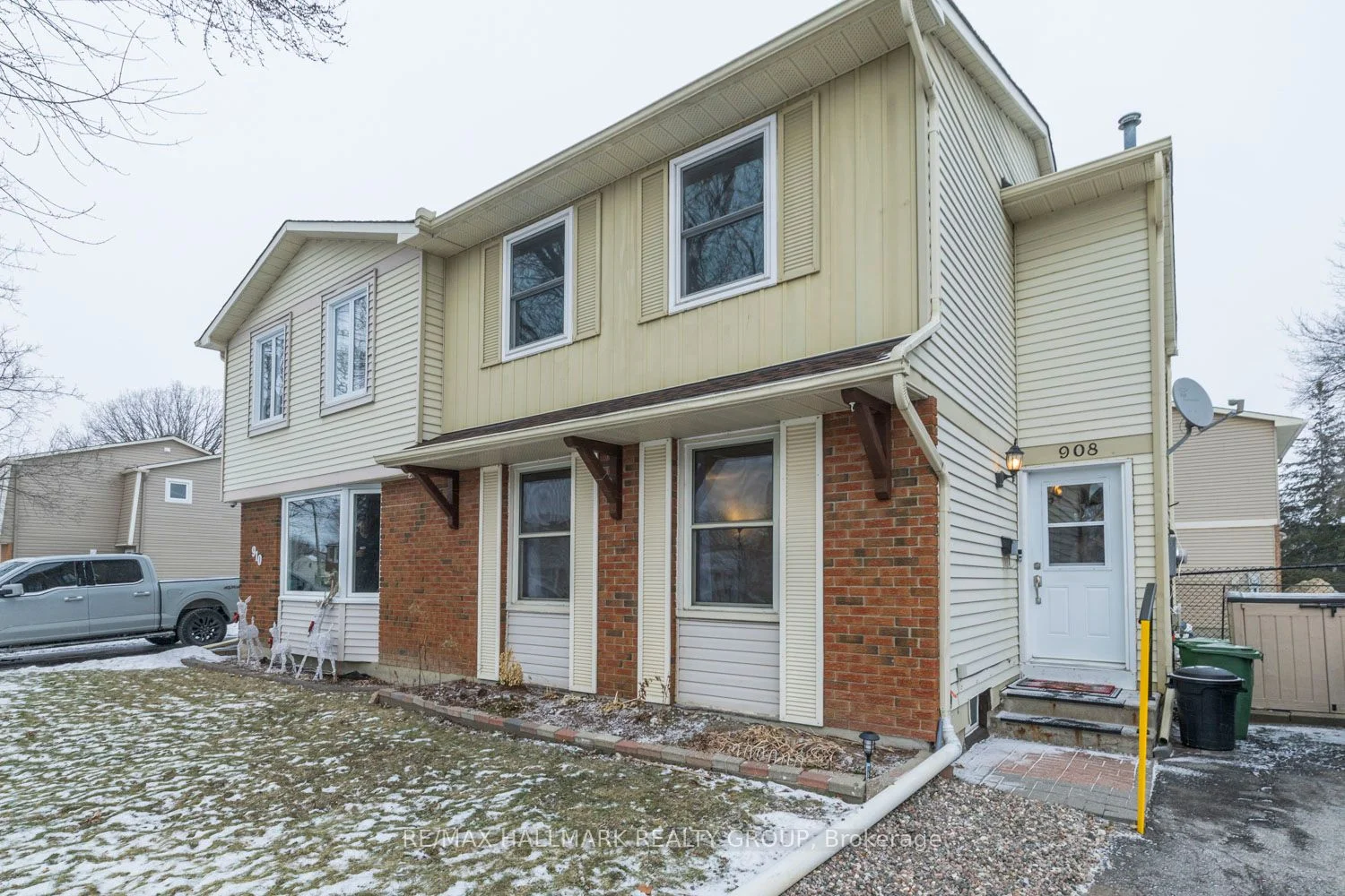 908 Borland Drive, Orleans - Cumberland and Area, ON K1E 1X6