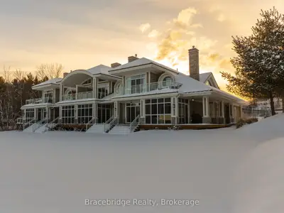 Co-op Apartment in Muskoka Lakes