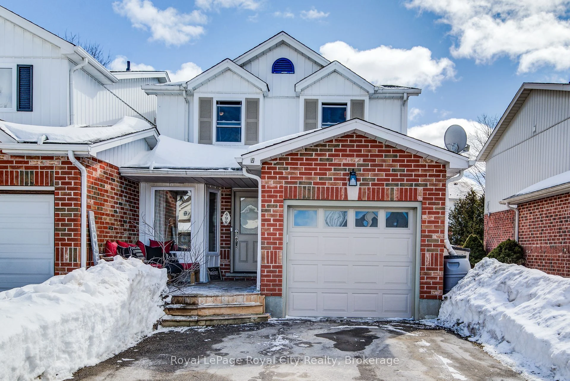 Att/Row/Townhouse in Centre Wellington