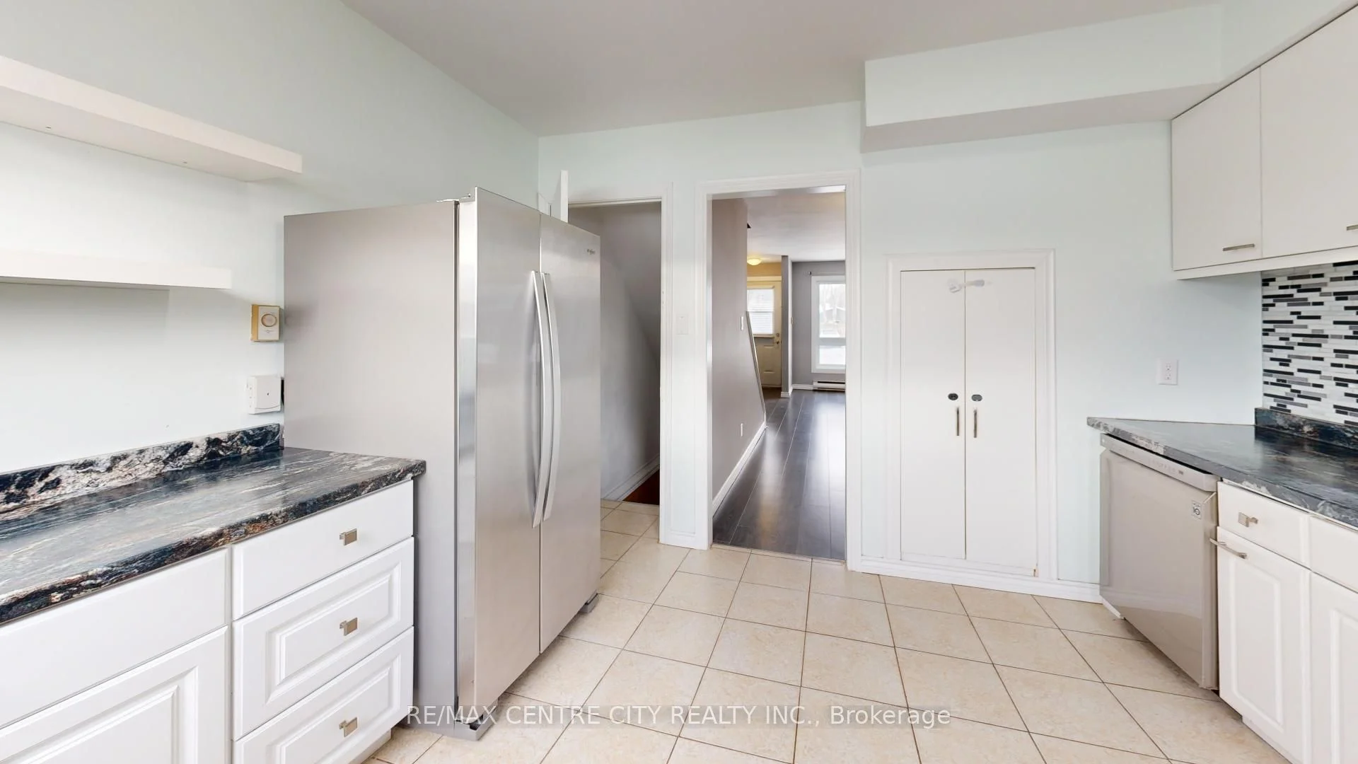 Condo Townhouse in London East