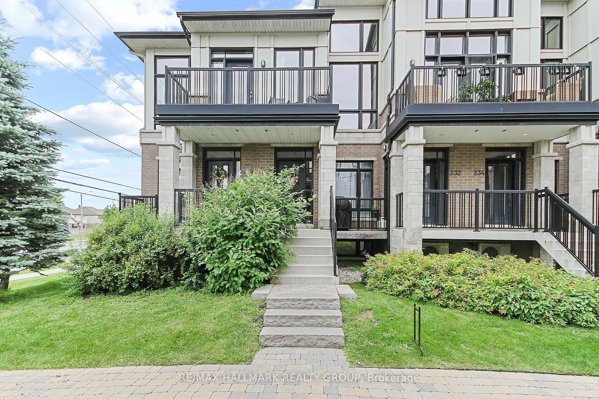 Condo Townhouse in Blossom Park - Airport and Area