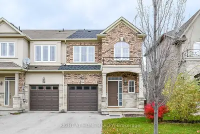 Att/Row/Townhouse in Hamilton