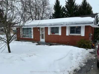 603 Alma Street, Brockton, On N0g 2v0