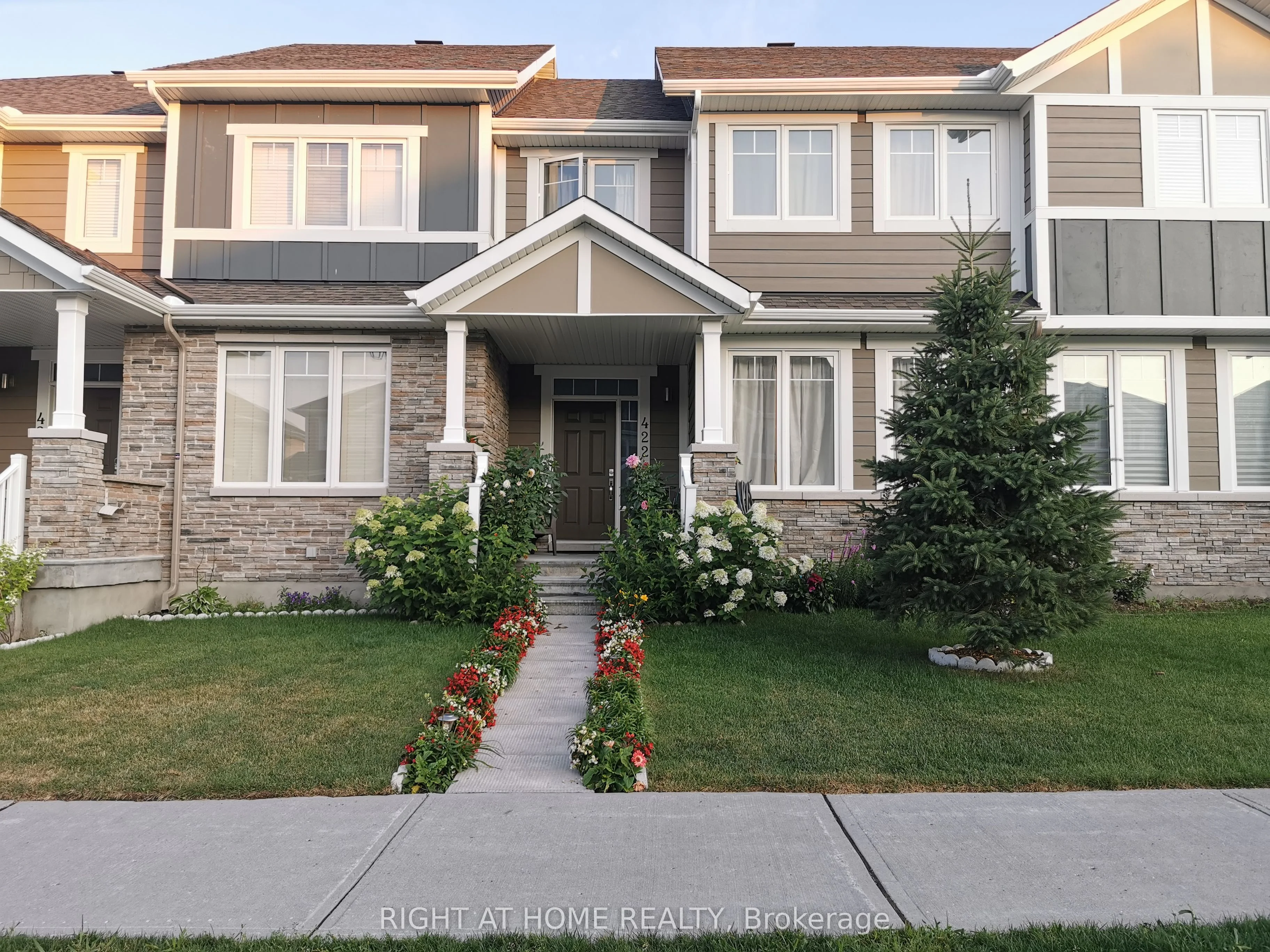 Att/Row/Townhouse in Barrhaven