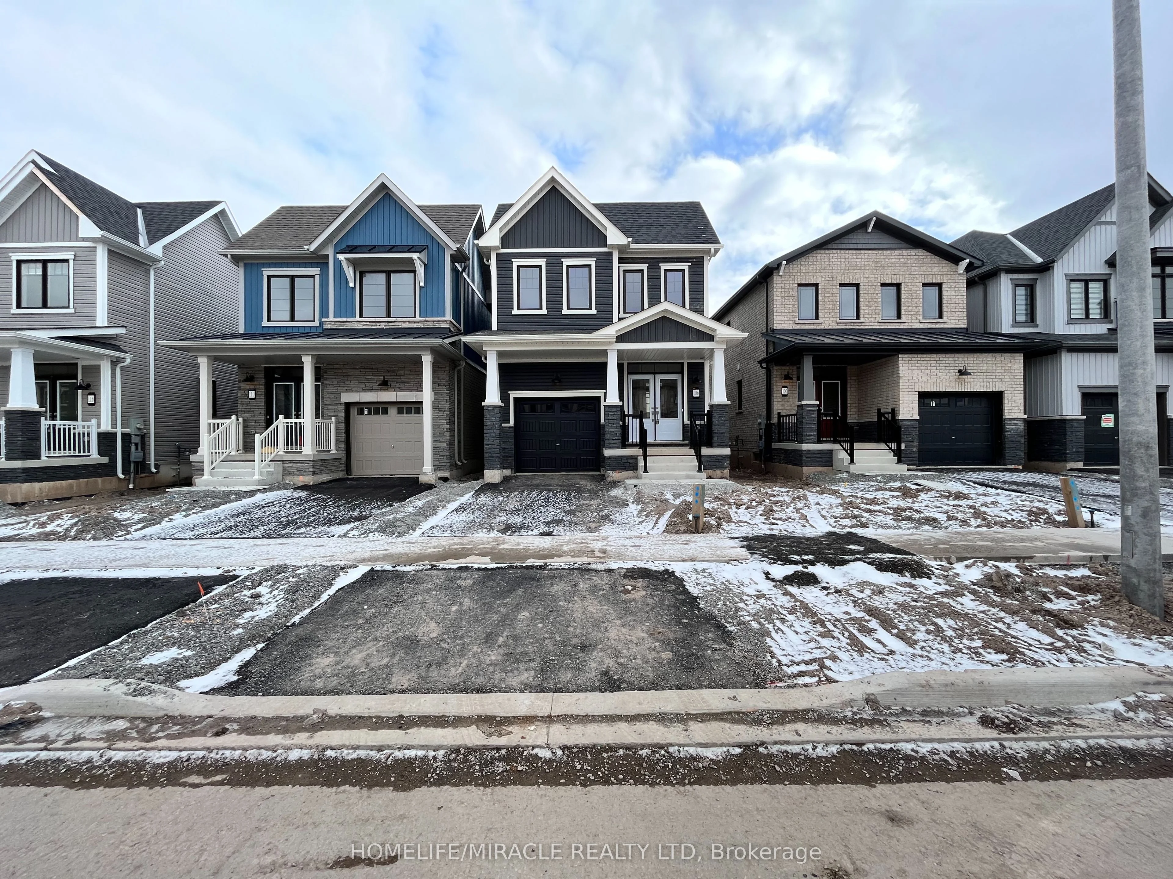 Detached in Welland