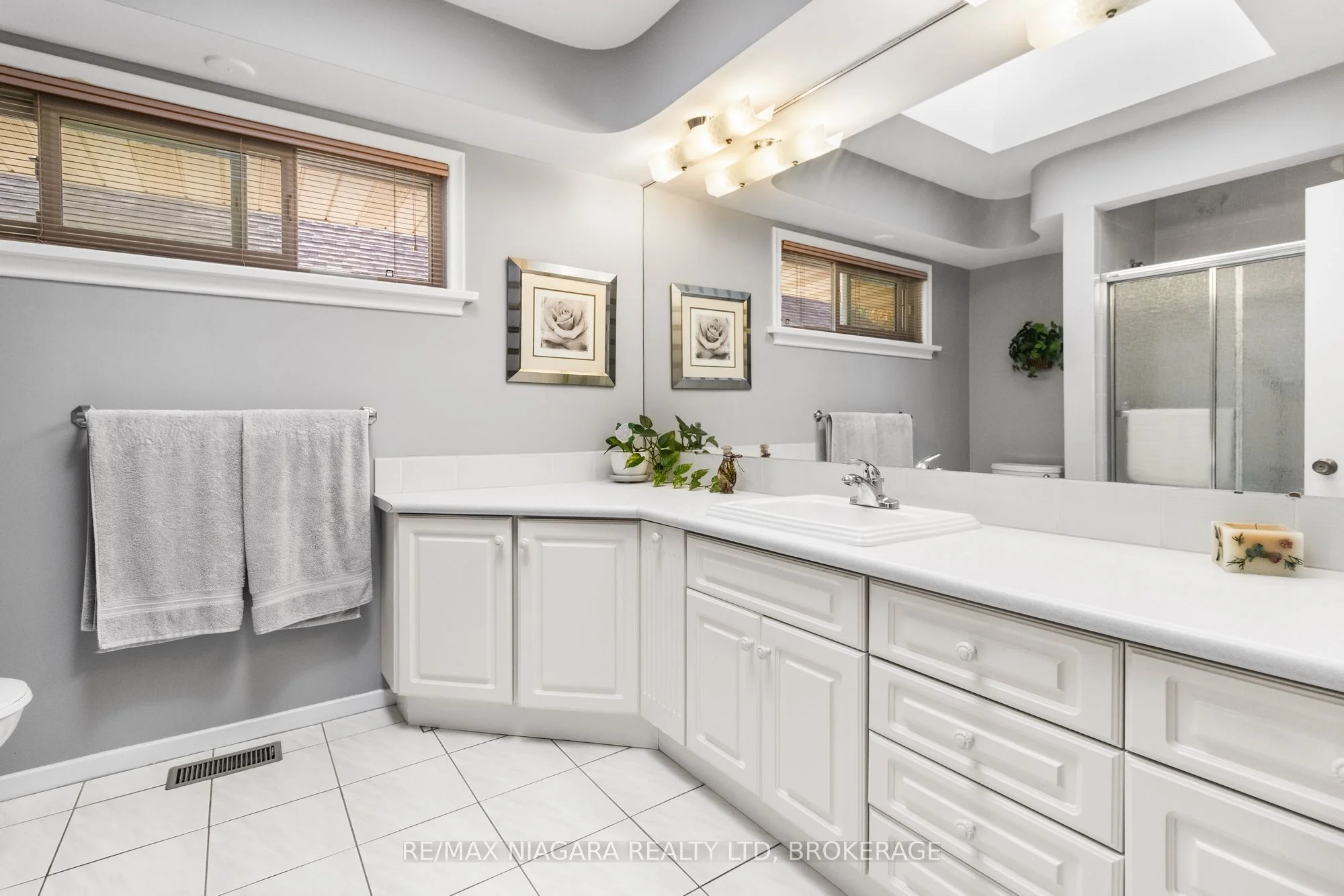 6235 Brookfield Avenue, Niagara Falls, ON L2G 5R7