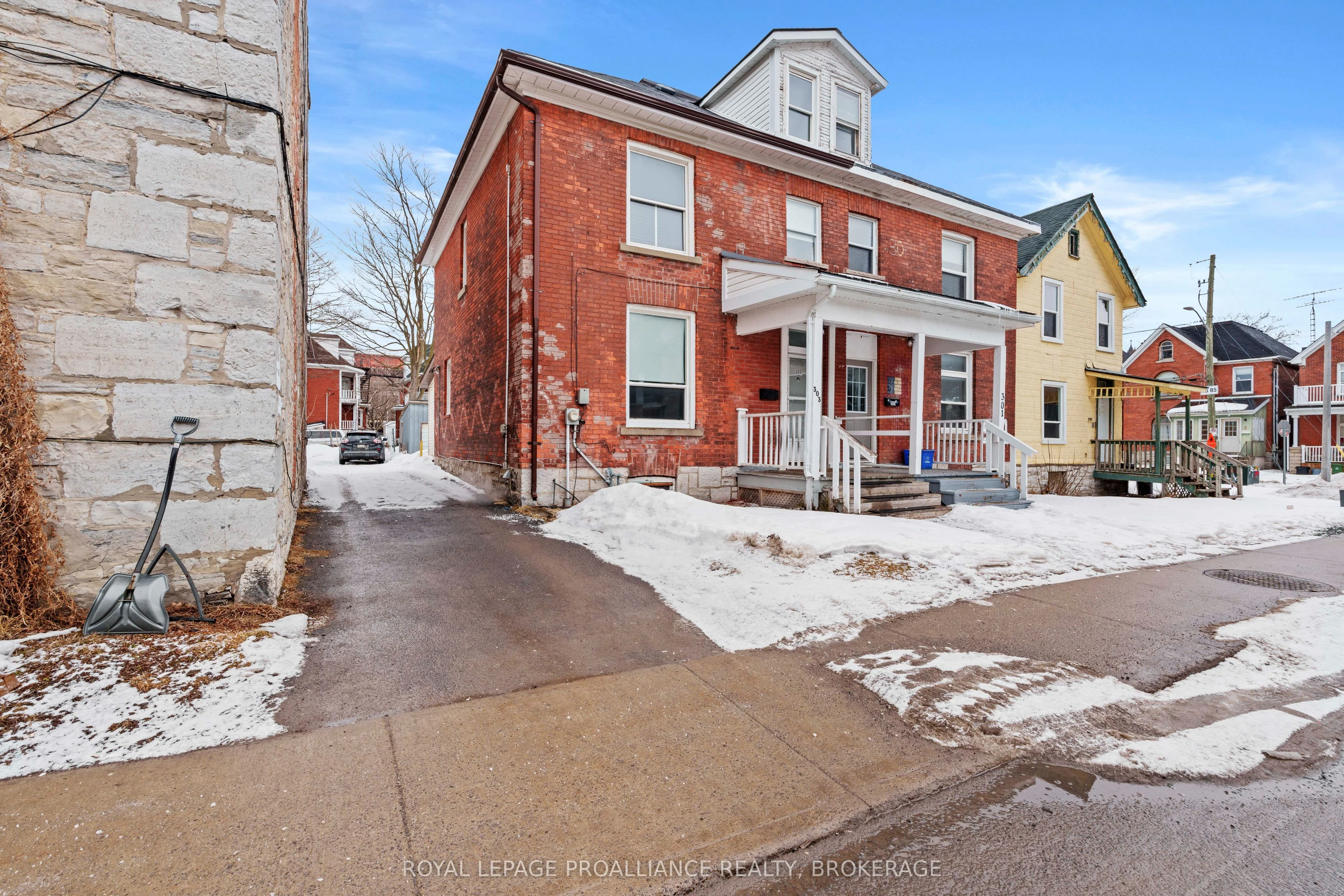 Semi-Detached in Kingston