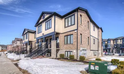 Condo Townhouse in Kitchener