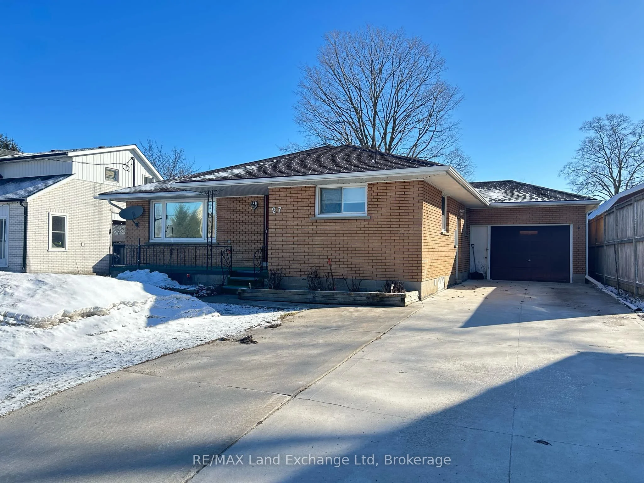 Detached in South Bruce