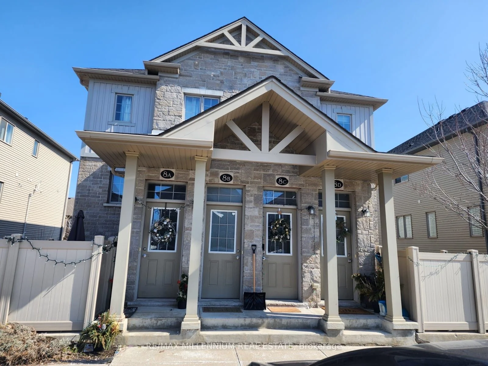 Condo Townhouse in Kitchener