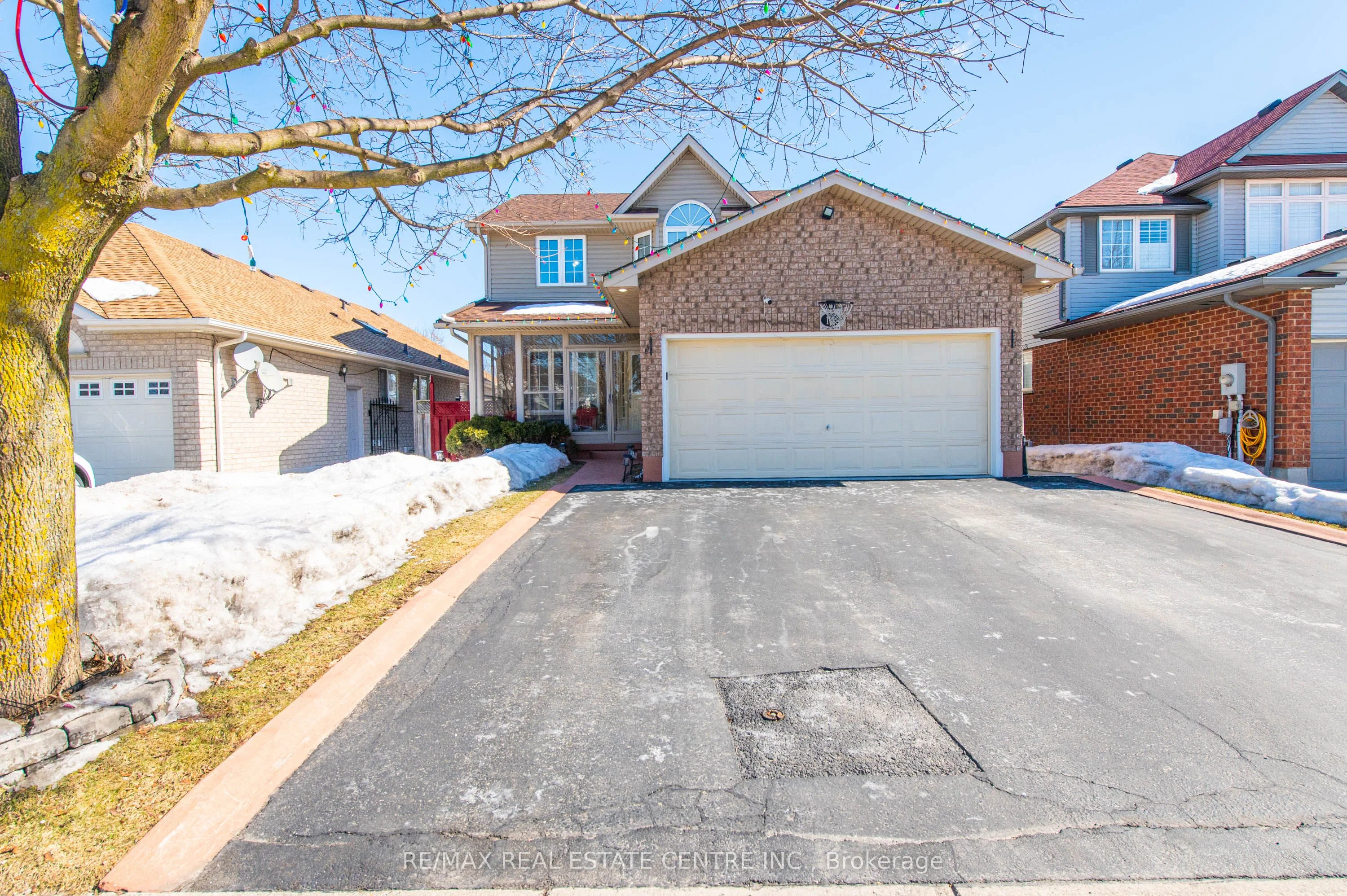 11 Country Club Drive, Cambridge, On N1t 1y9