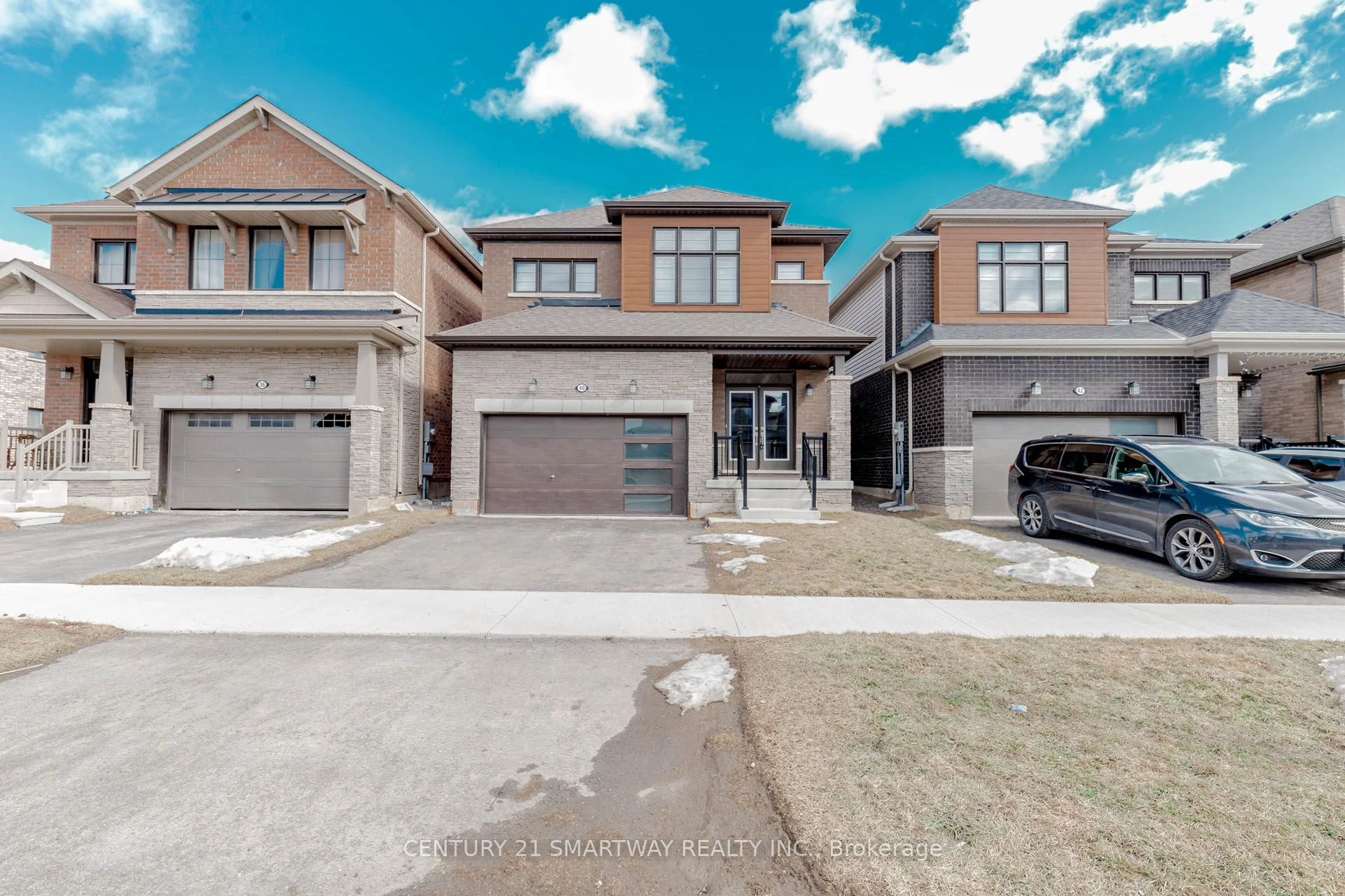 Detached in Thorold