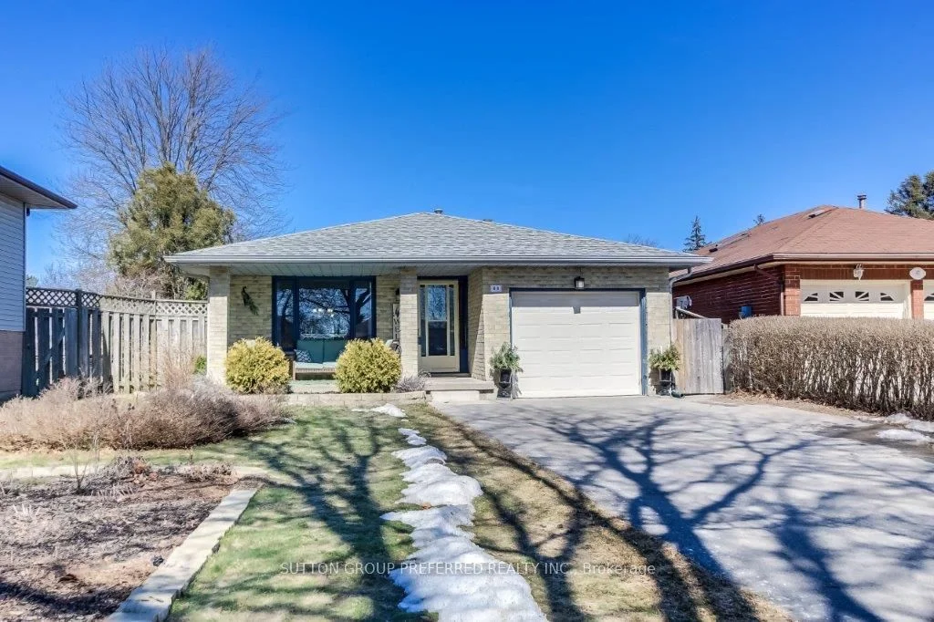 63 Grieve Place, London South, On N6e 3c9
