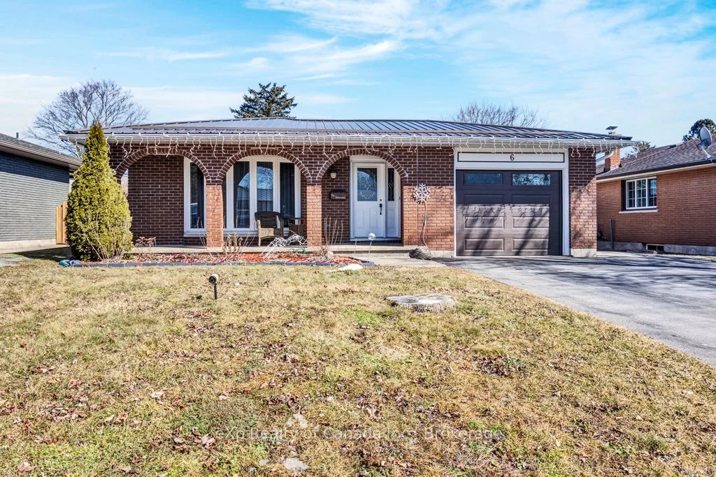 Detached in Tillsonburg