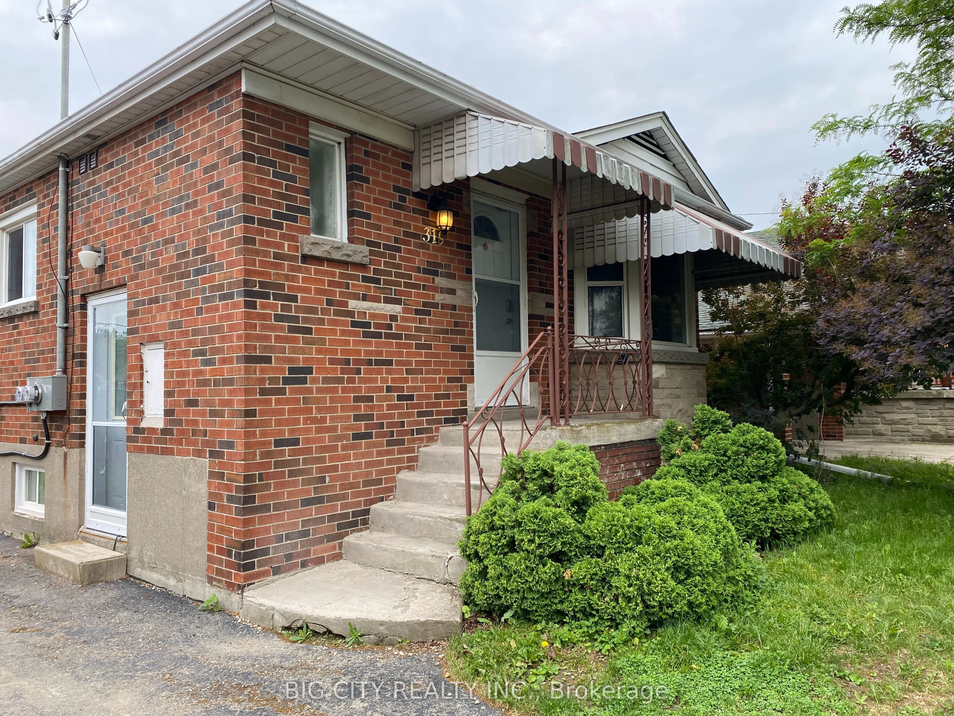 319 East 31st Street Lower, Hamilton, On L8v 3p9