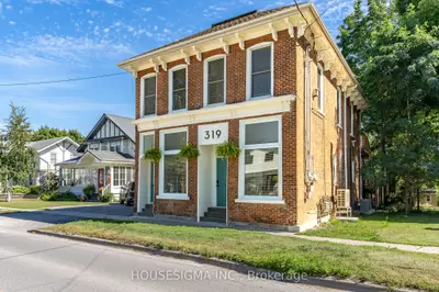 Fourplex in Prince Edward County