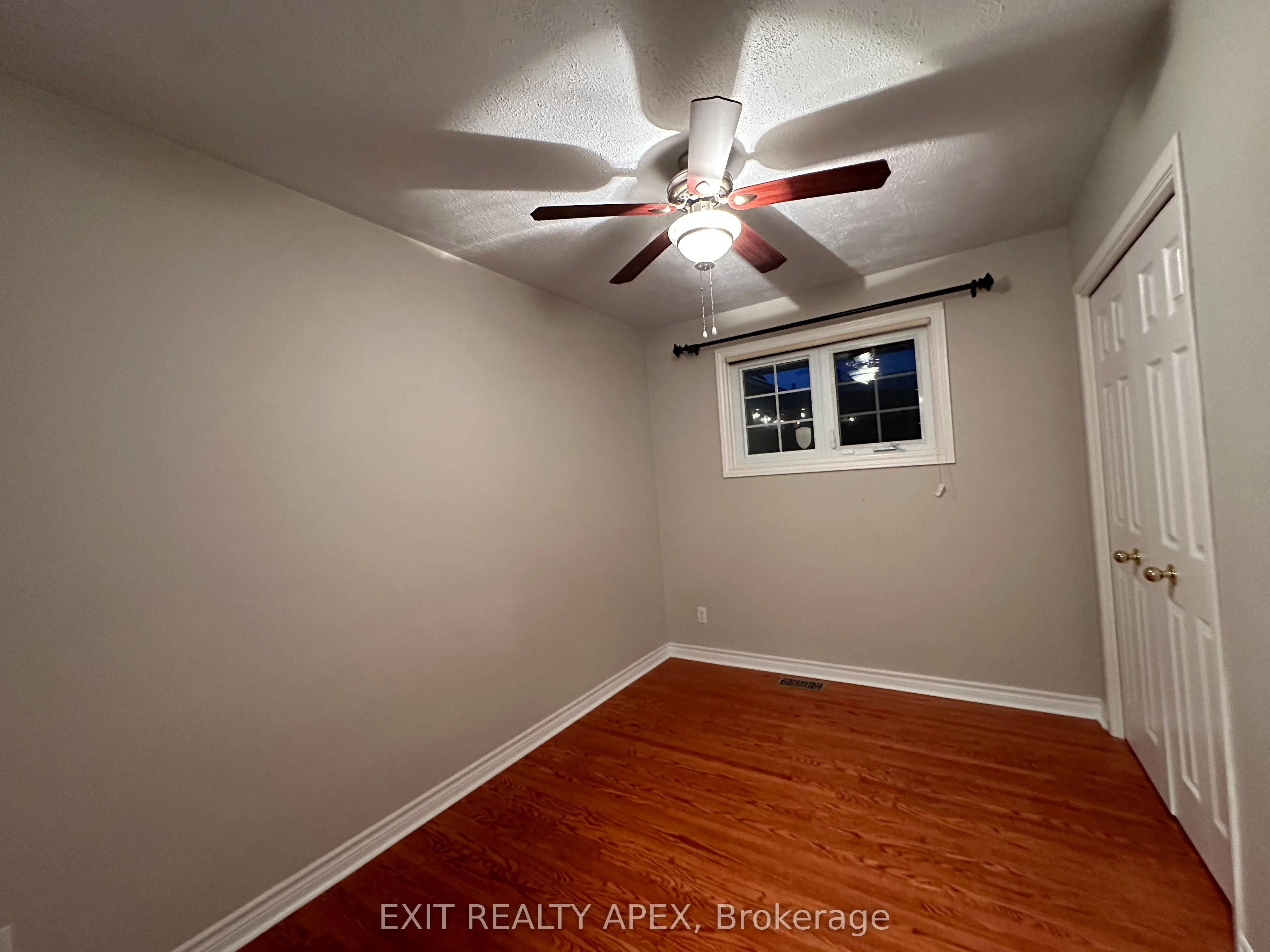 30 Churchill Avenue, Welland, ON L3B 4Y5
