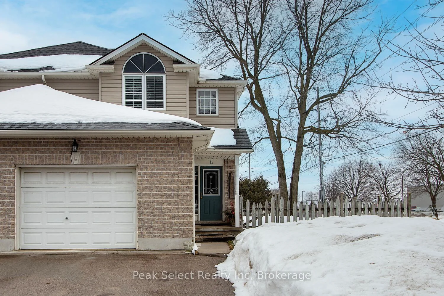 Semi-Detached in St. Marys