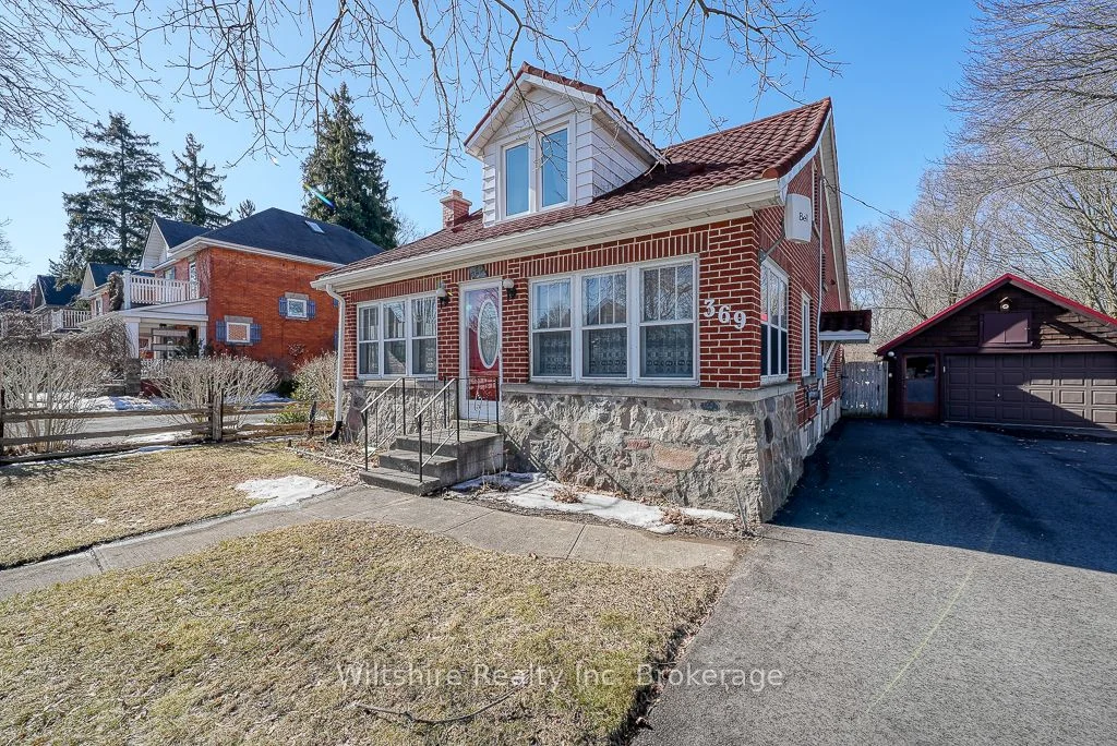 Detached in Tillsonburg
