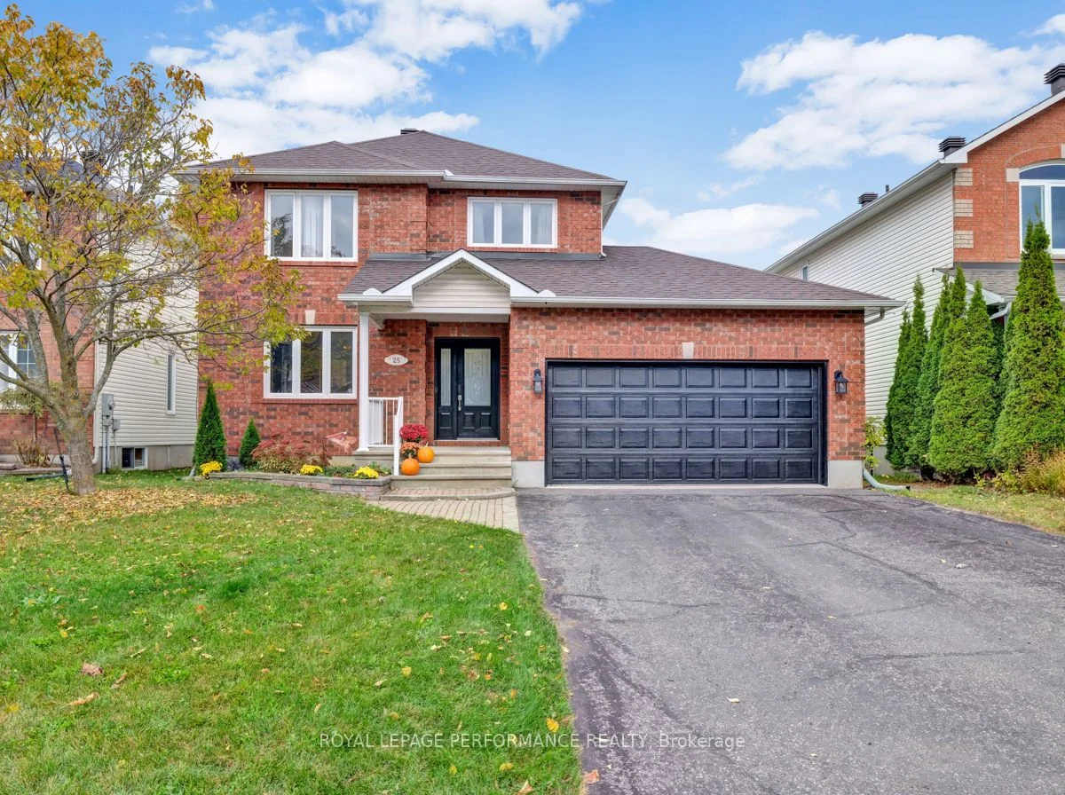 Detached in Russell