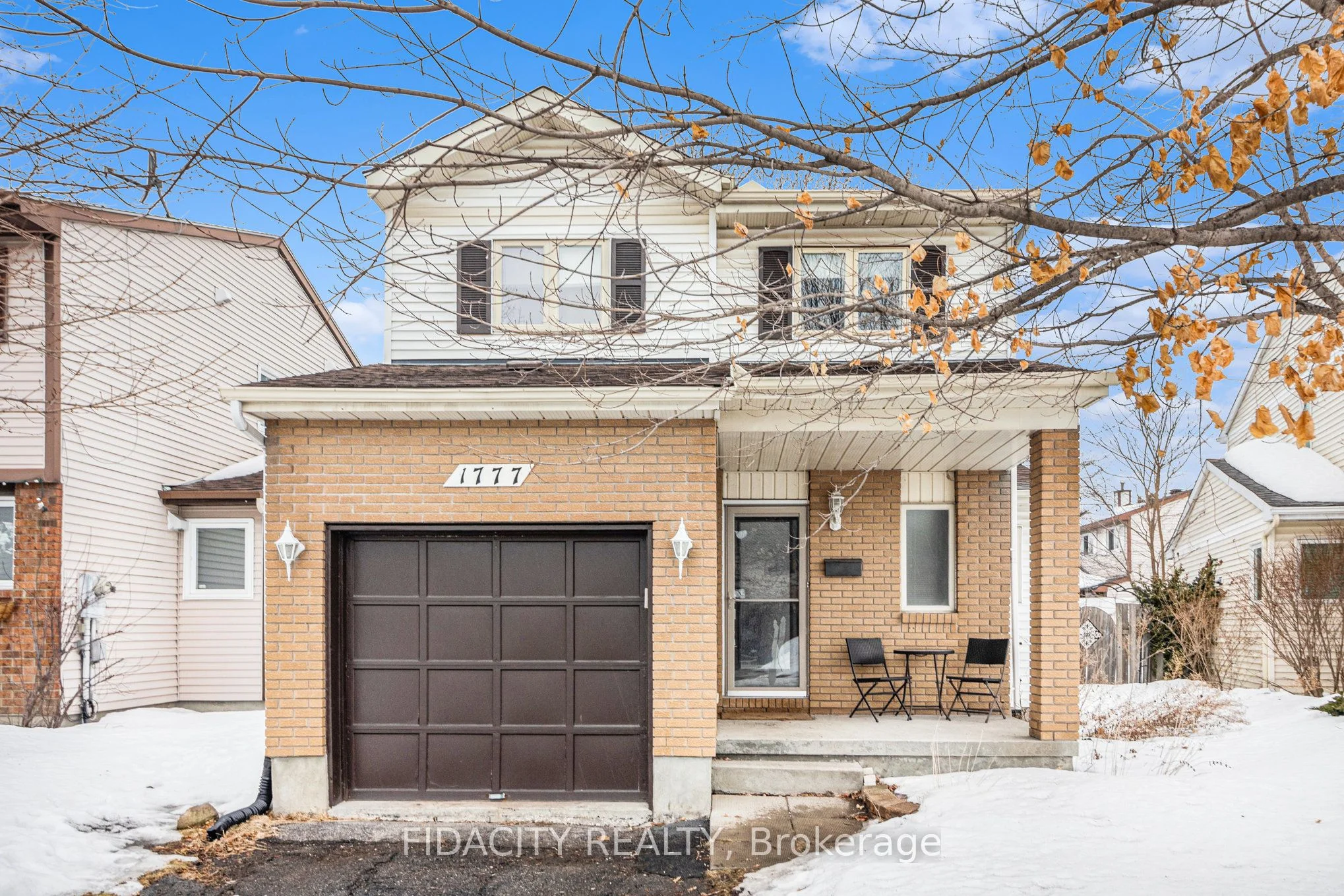 Detached in Orleans - Convent Glen and Area