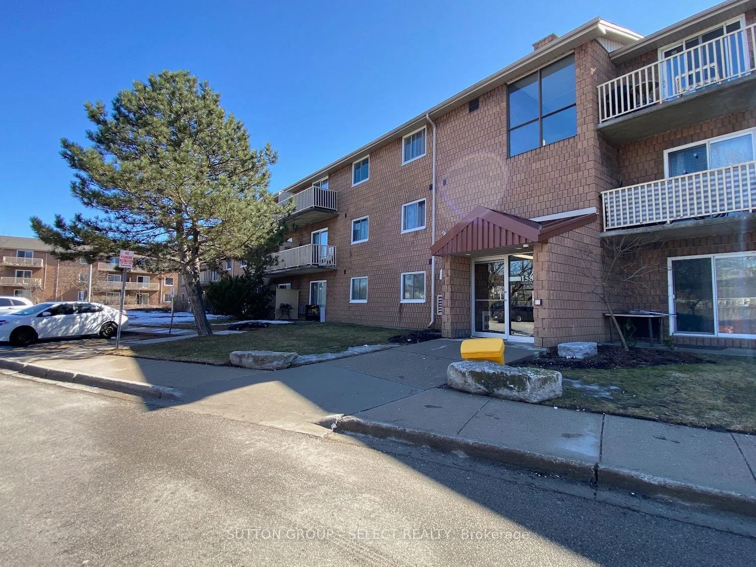 1588 Ernest Avenue 208, London South, On N6e 2s7
