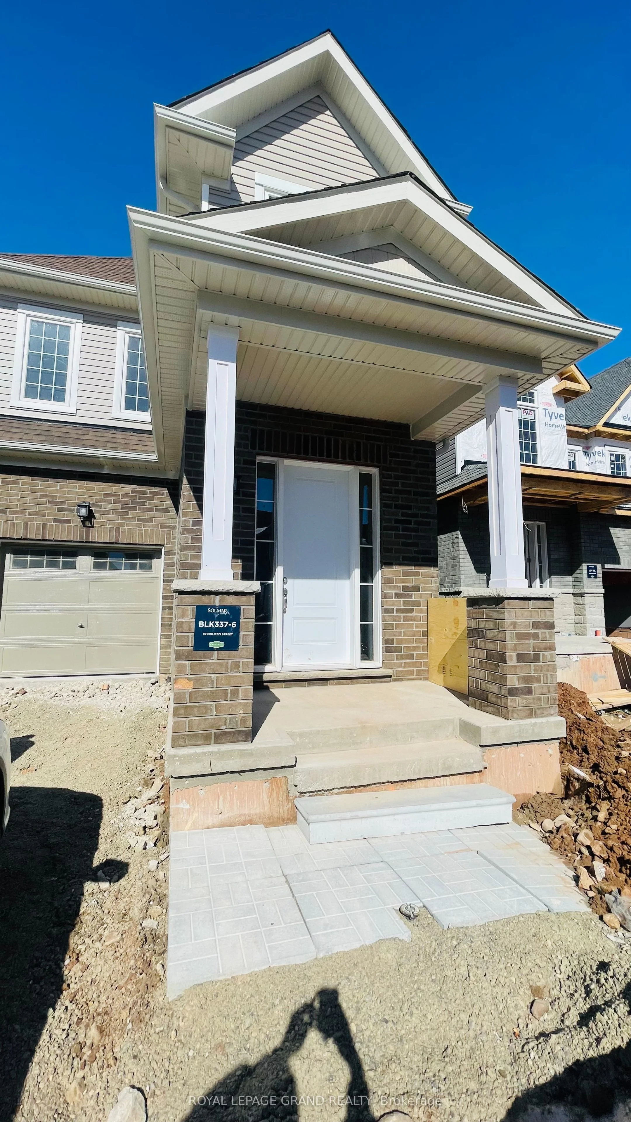 102 Molozzi Street, Erin, On N0b 1t0