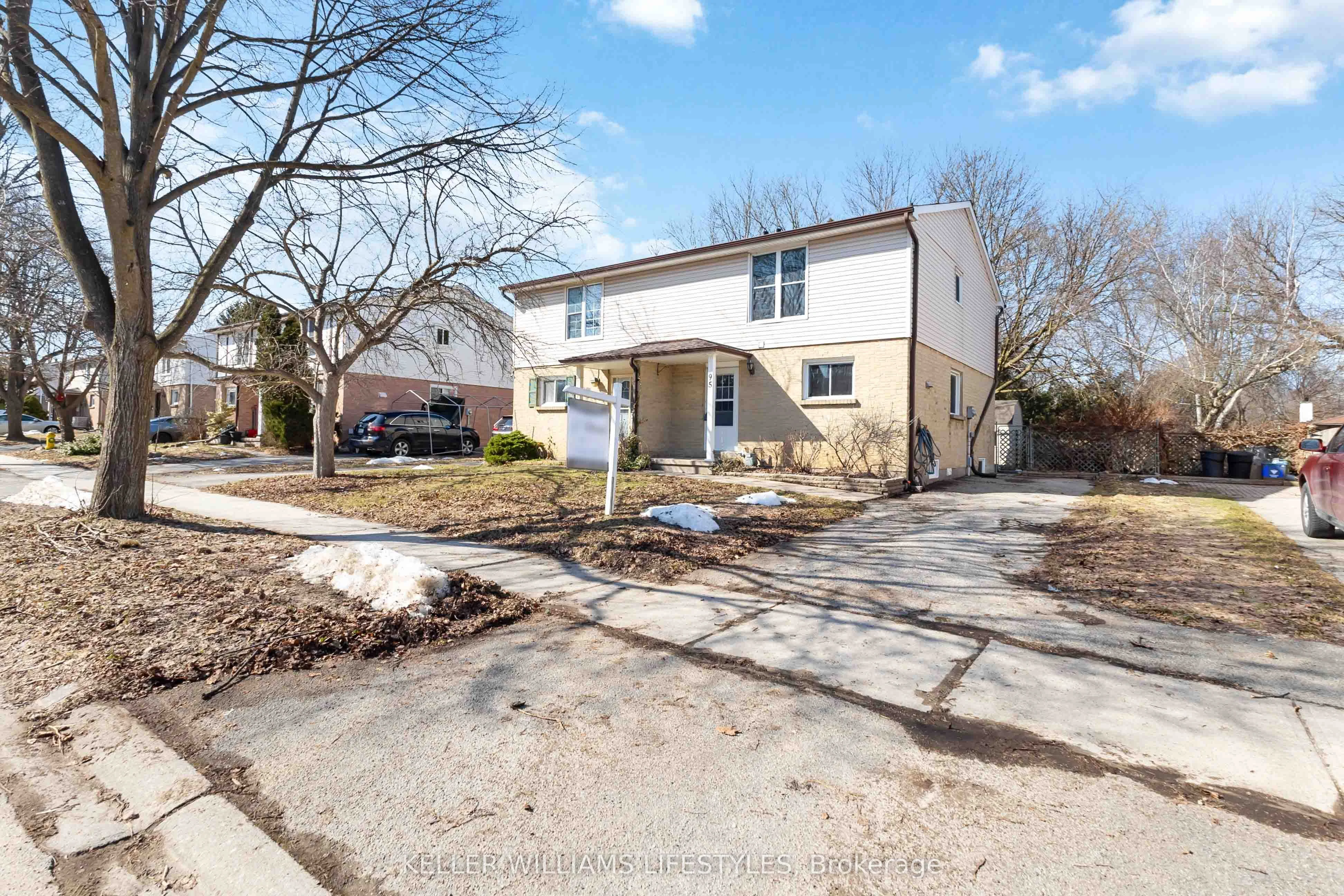 95 Monmore Road, London North, On N6g 2w7