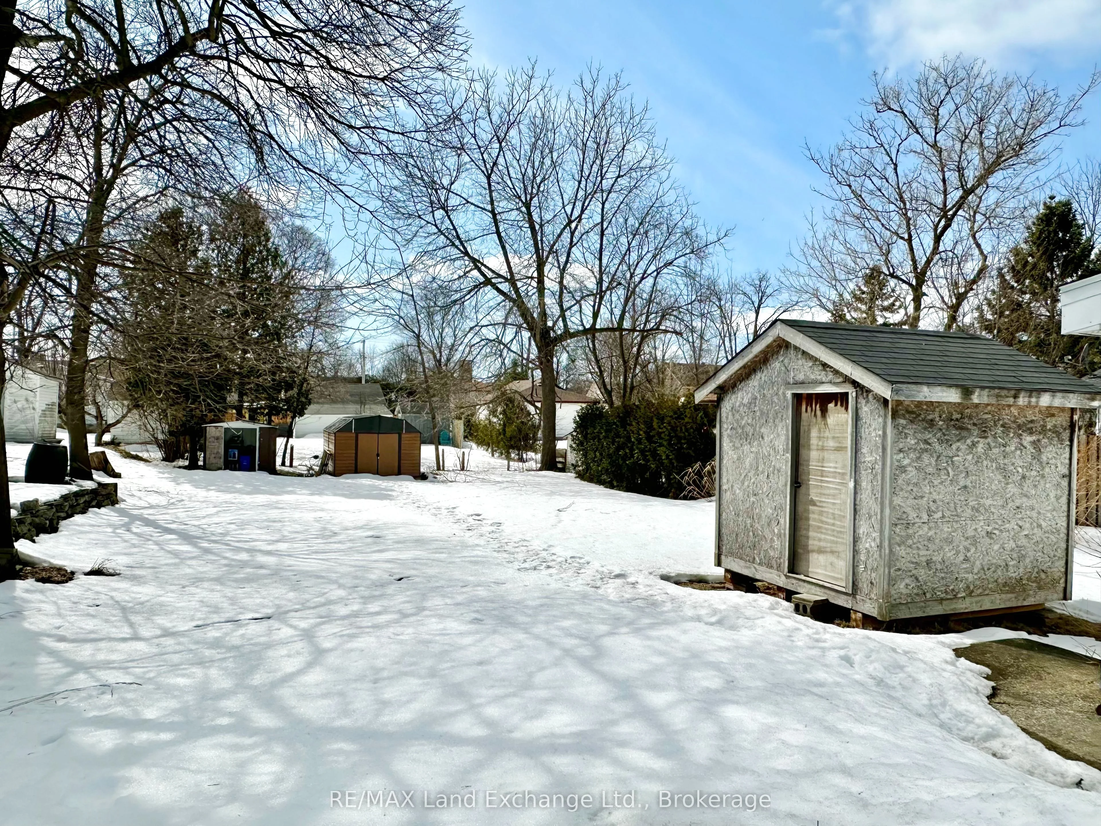 233 Macdonald Lane, Saugeen Shores, ON N0H 2L0