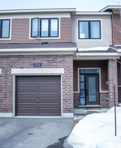 Att/Row/Townhouse in Barrhaven