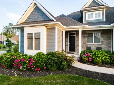 Detached in Fort Erie