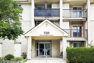 735 Deveron Crescent 311, London South, On N5z 4x8