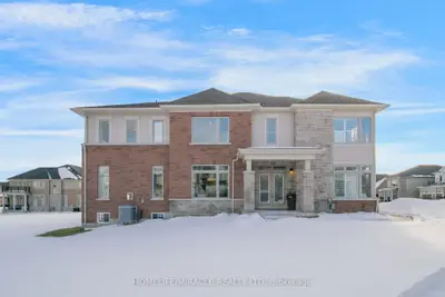Detached in Centre Wellington