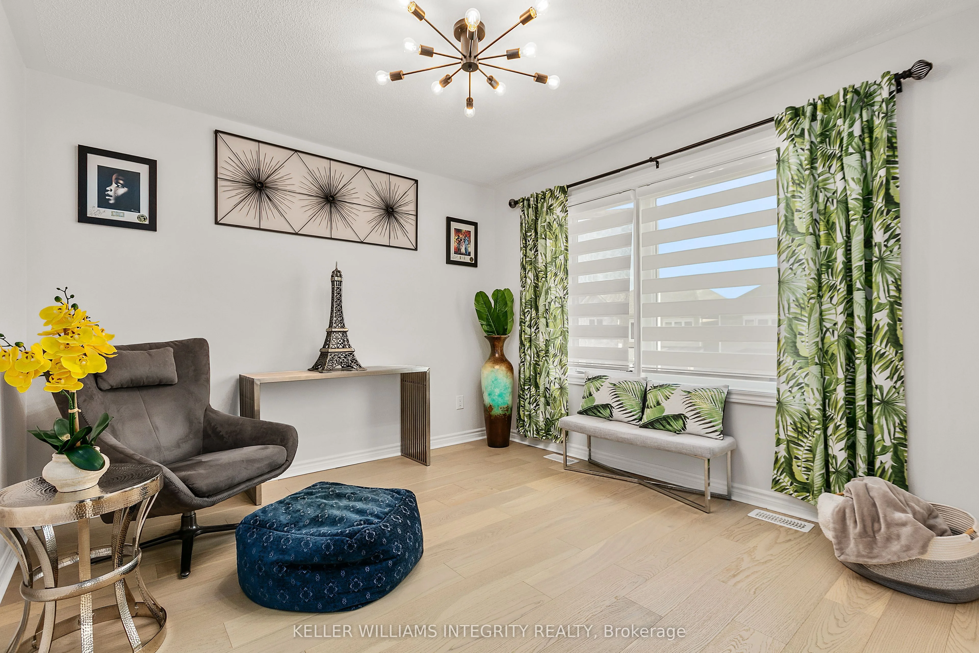 153 AUBRAIS Crescent, Orleans - Convent Glen and Area, ON K1W 0N2