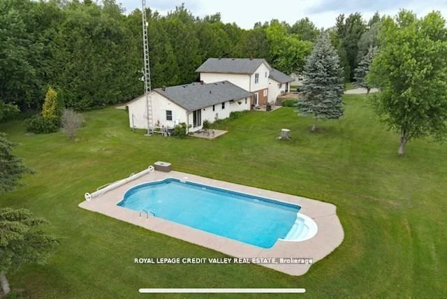 Detached in Melancthon