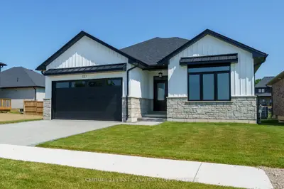 Detached in Strathroy-Caradoc
