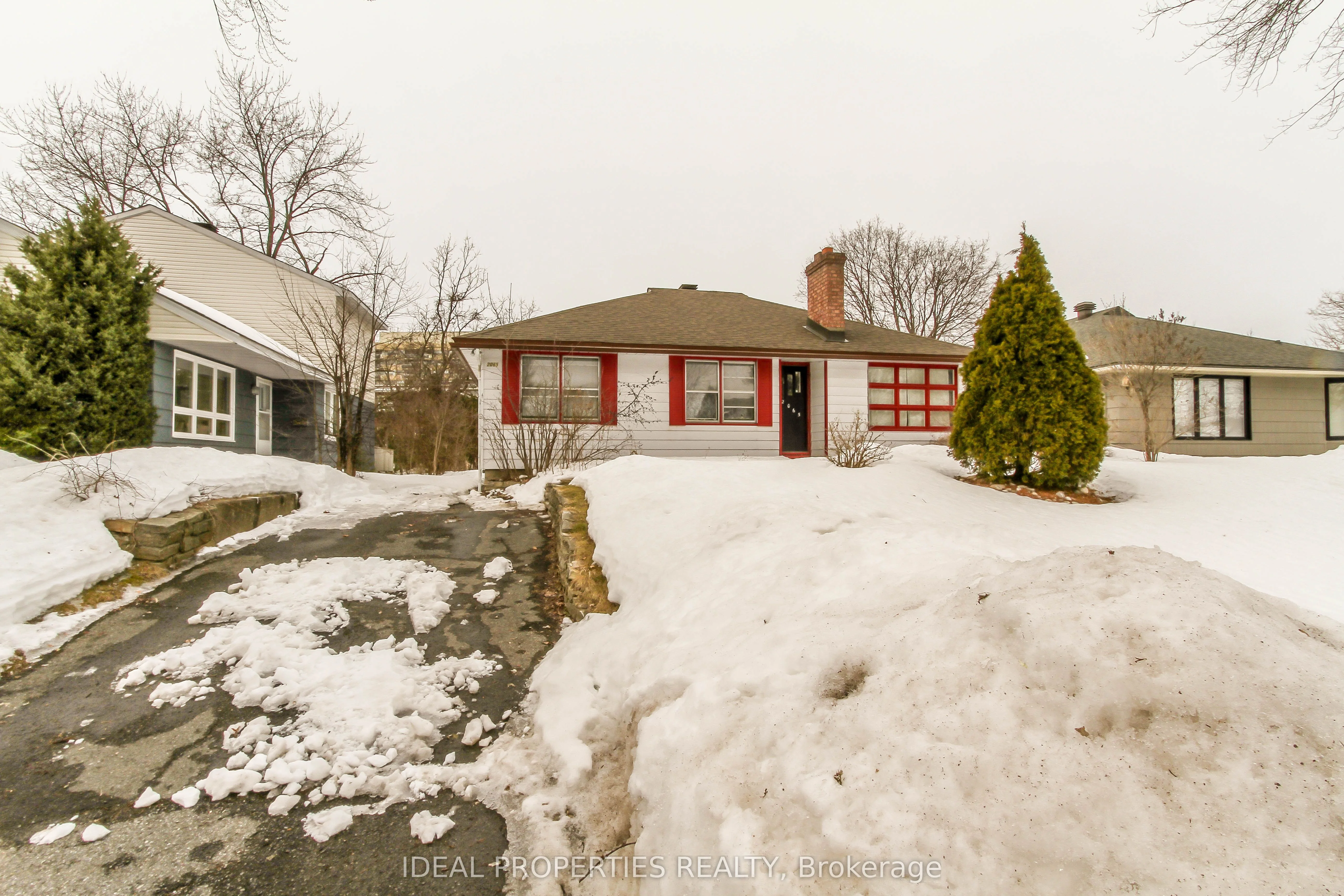 2065 Honeywell Avenue, Carlingwood - Westboro And Area, On K2a 0p7