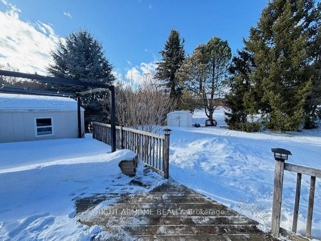 63 Pinewood Crescent, Kawartha Lakes, On L0a 1k0