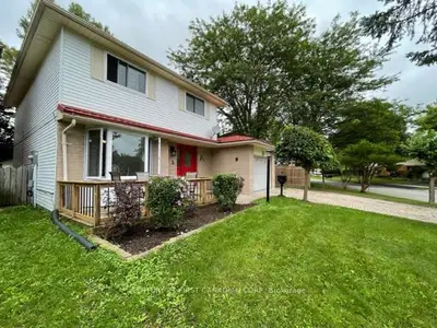 5 Monsarrat Crescent, London East, On N5y 4y7