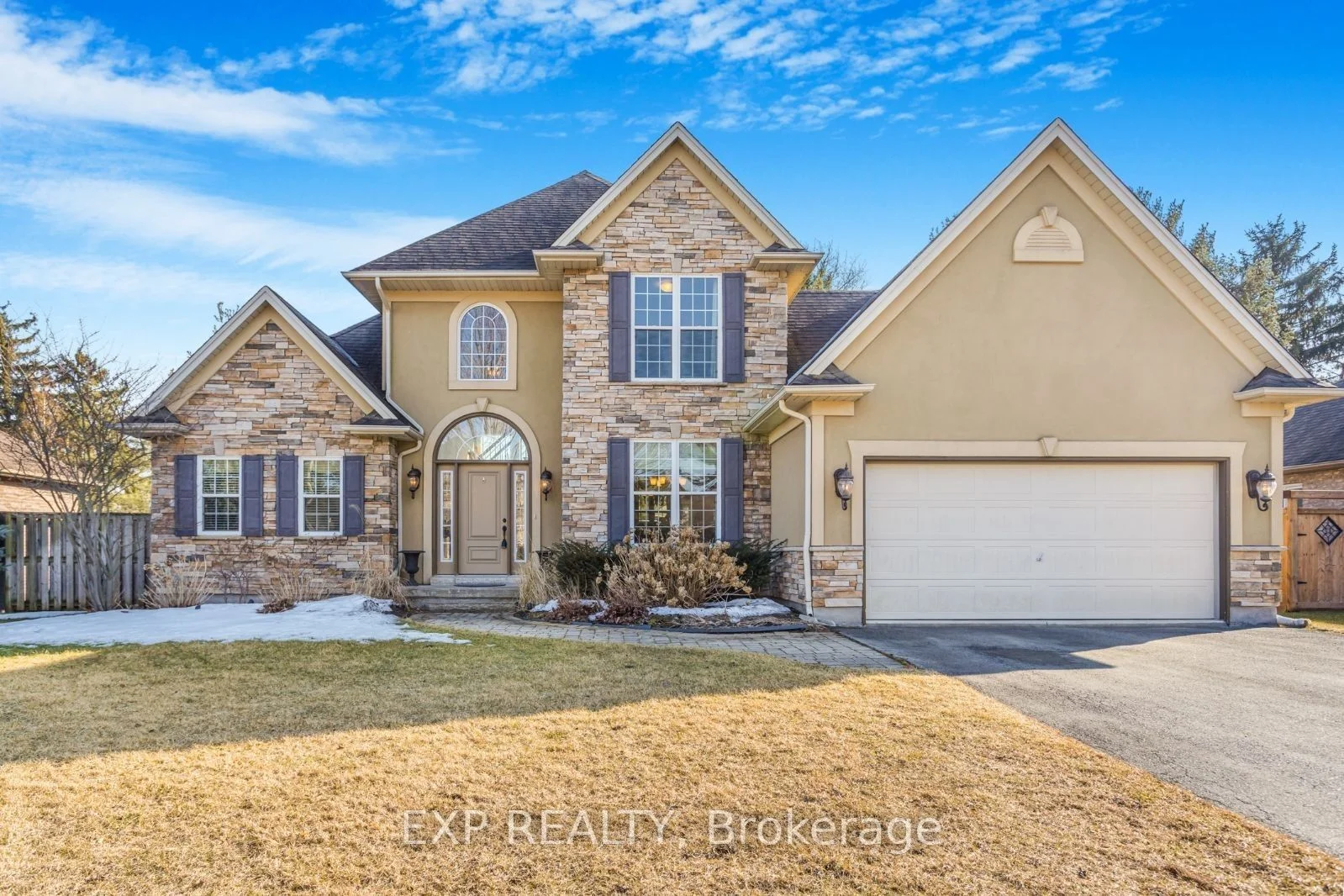 Detached in Pelham